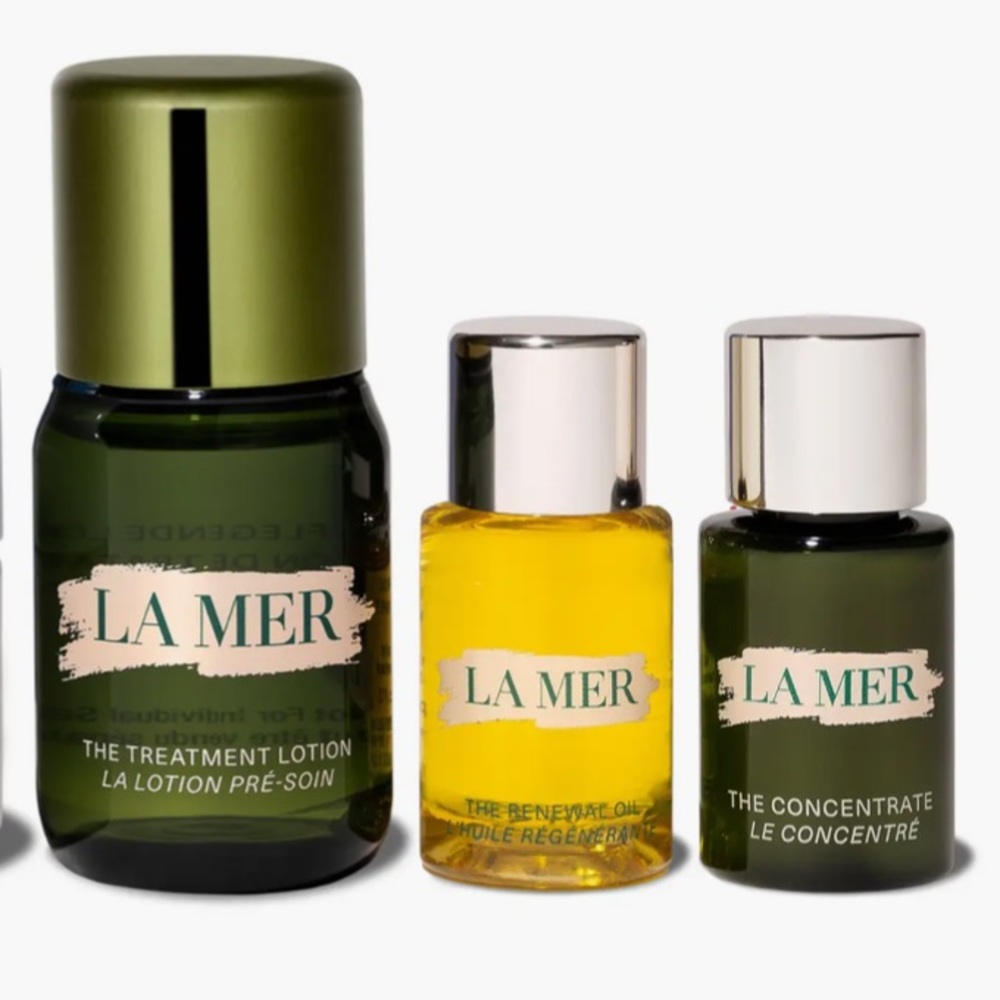 La Mer Skincare Set & Cosmetic Bag